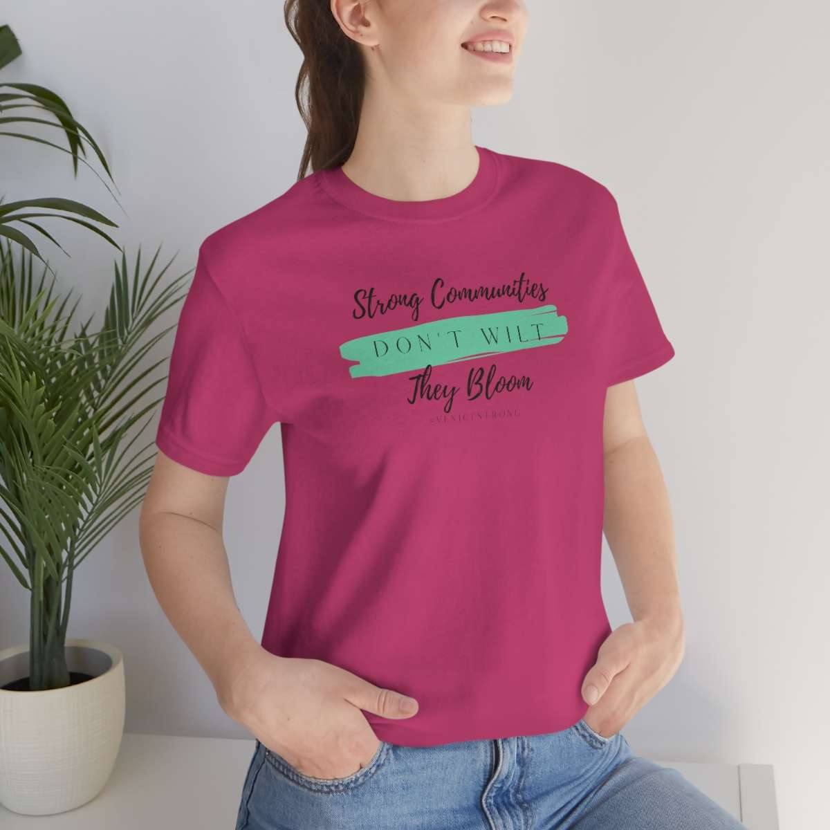 #VeniceStrong Tee - Image 38