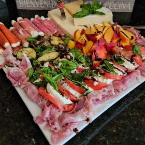 Custom Cocktails - Charcuterie Boards, Mobile Bartending